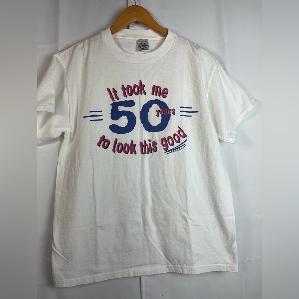 Delta Pro Weight Cotton White Graphic Shirt Mens Size M
